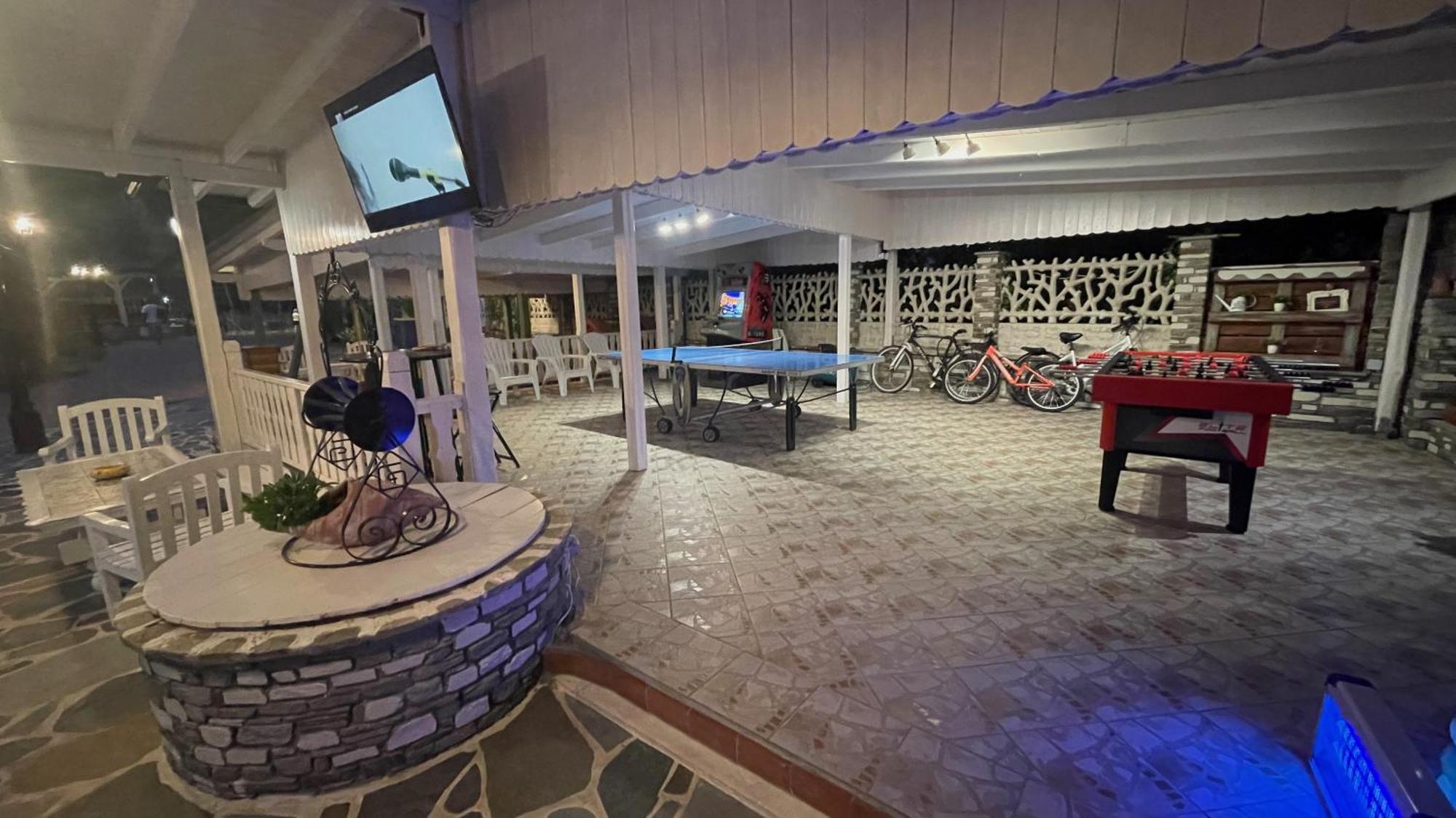 Diaporos Hotel ブアブロウ エクステリア 写真