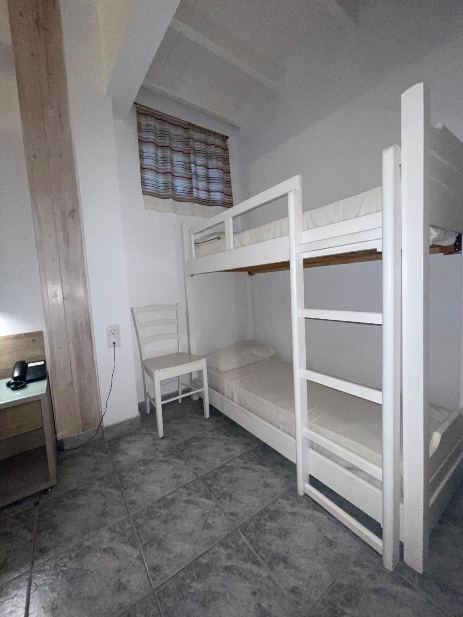 Diaporos Hotel ブアブロウ エクステリア 写真