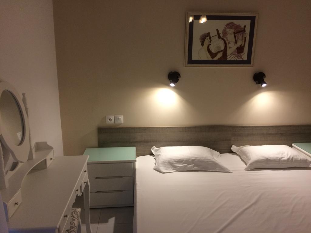 Diaporos Hotel ブアブロウ エクステリア 写真